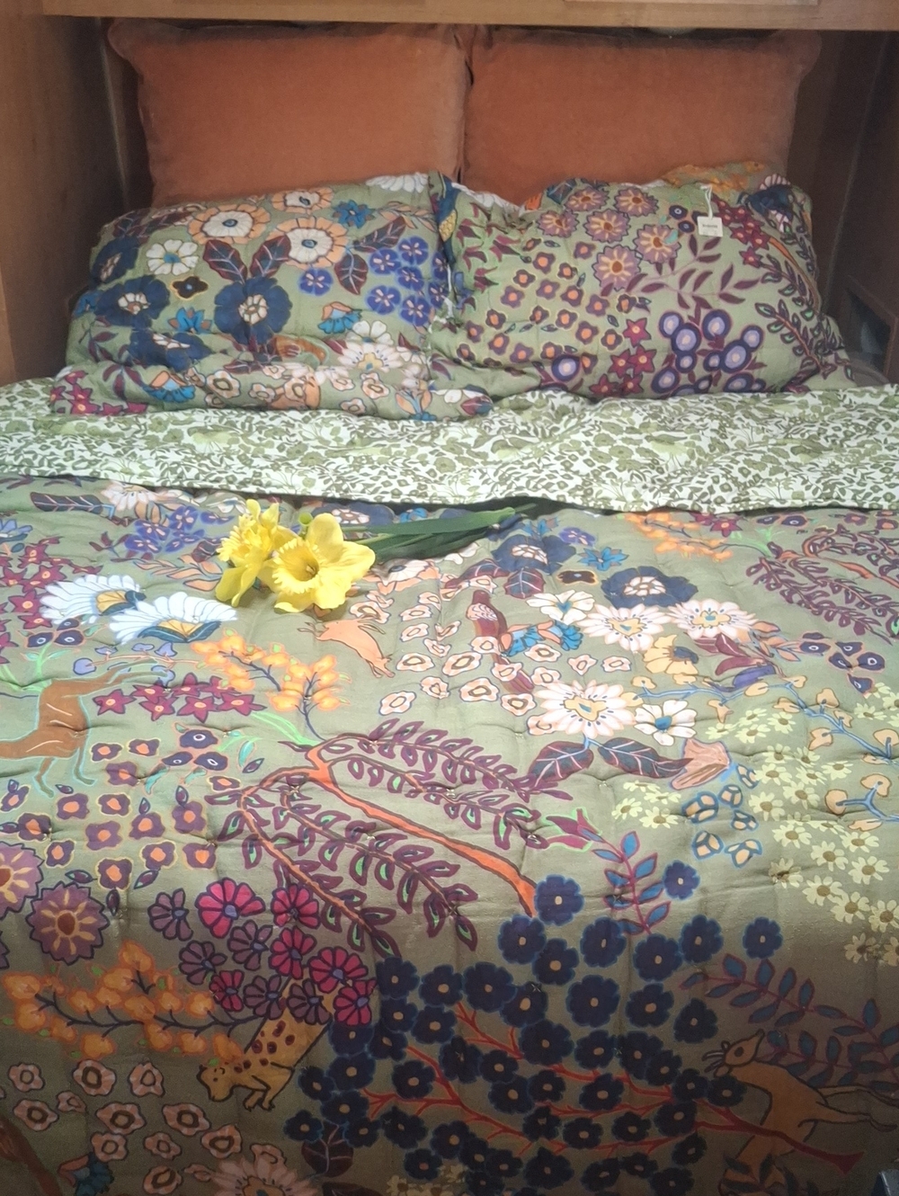 Floral Multicolor Queen Comforter Cover Set - Green